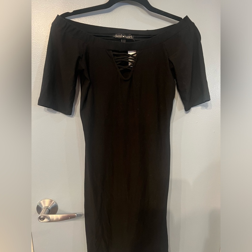 Derek heart off the shoulder stretchy dress